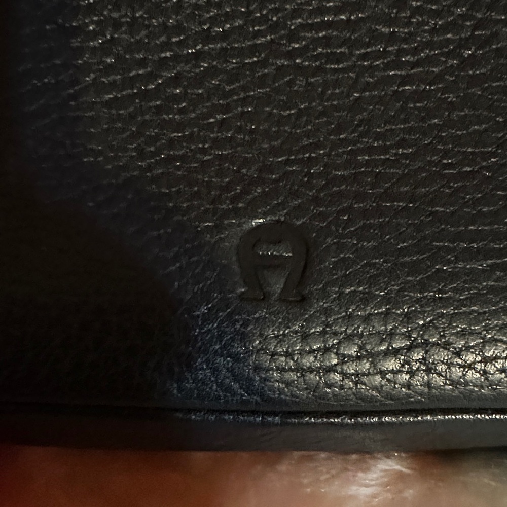Etienne Aigner Black Leather Clutch - Picture 2 of 5
